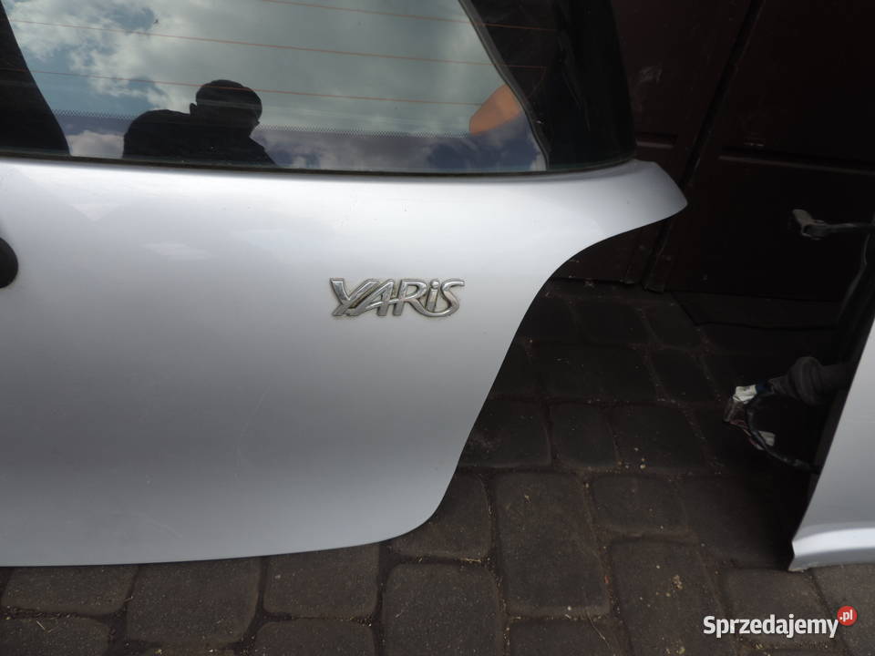 KLAPA BAGAŻNIKA TOYOTA YARIS I FL 1E7 HB