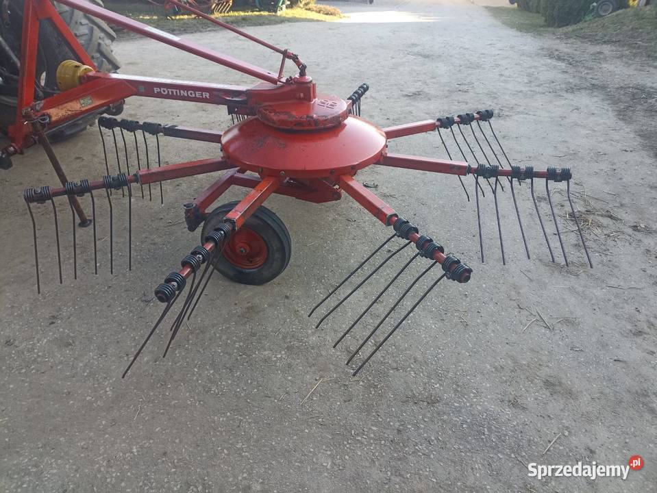 Zgrabiarka karuzelowa Pottinger 301