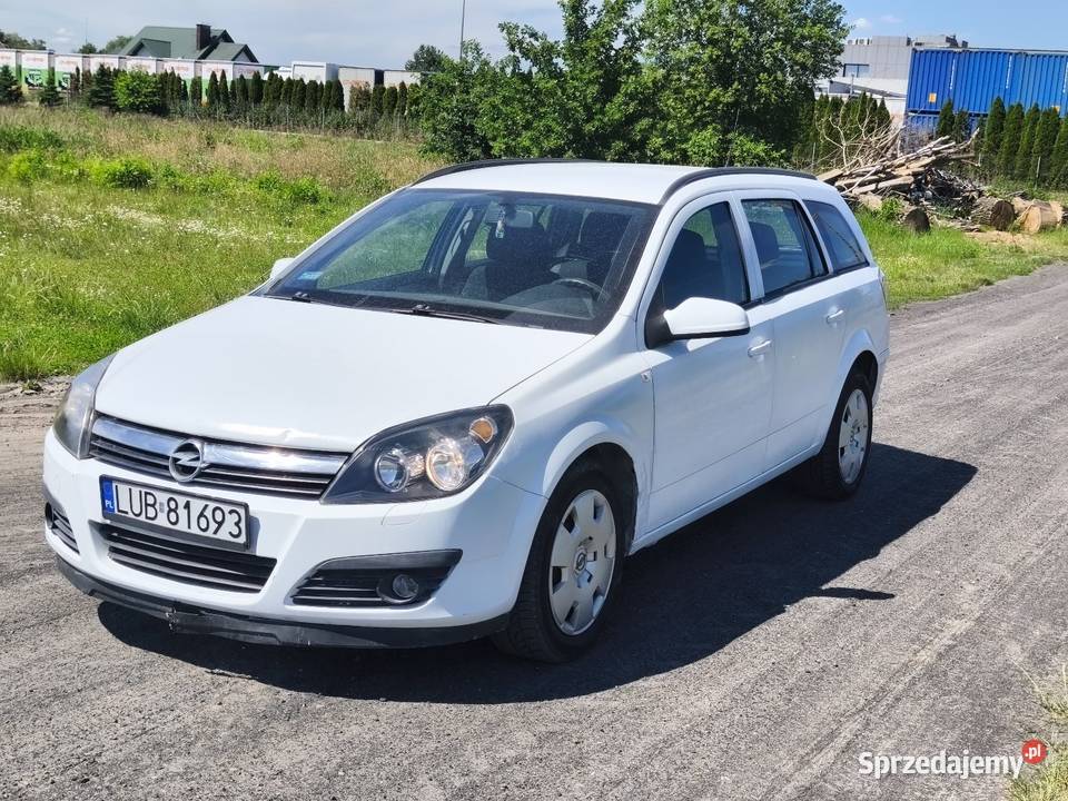 Opel Astra 2005 16 benzyna 238 przebiegu Łuków
