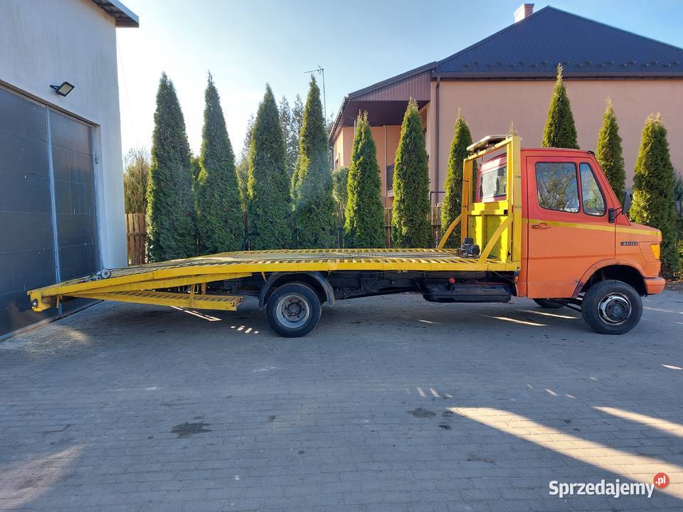 MercedesBenz 410 kaczka pomoc drogowa laweta Mercedes-Benz
