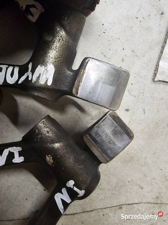 Suzuki DR 800 750 dźwigienki popychacze zaworowe Cylindry, głowice, pierścienie Jelenia Góra