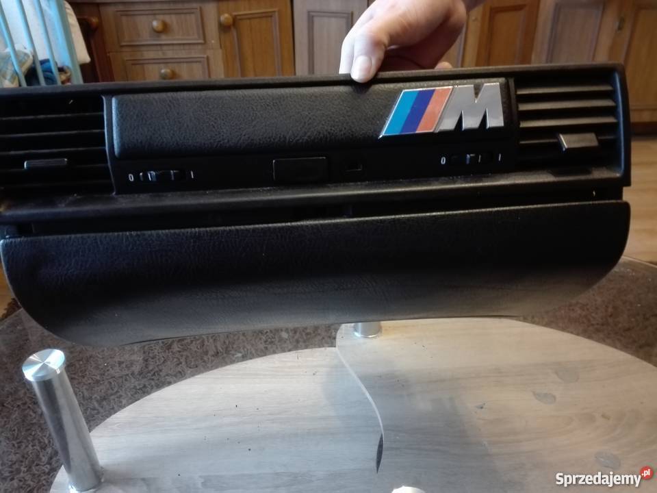 Bmw e36 sedan schowek przedni Urbanowice