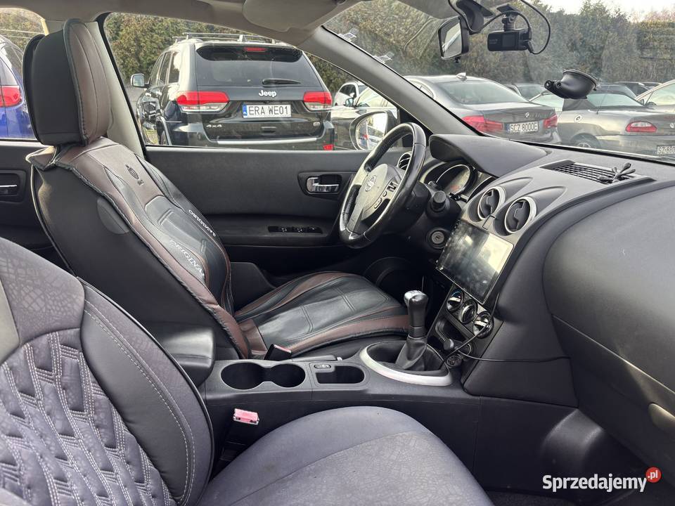 Nissan Qashqai kamera cofania Samochody osobowe Paniówki