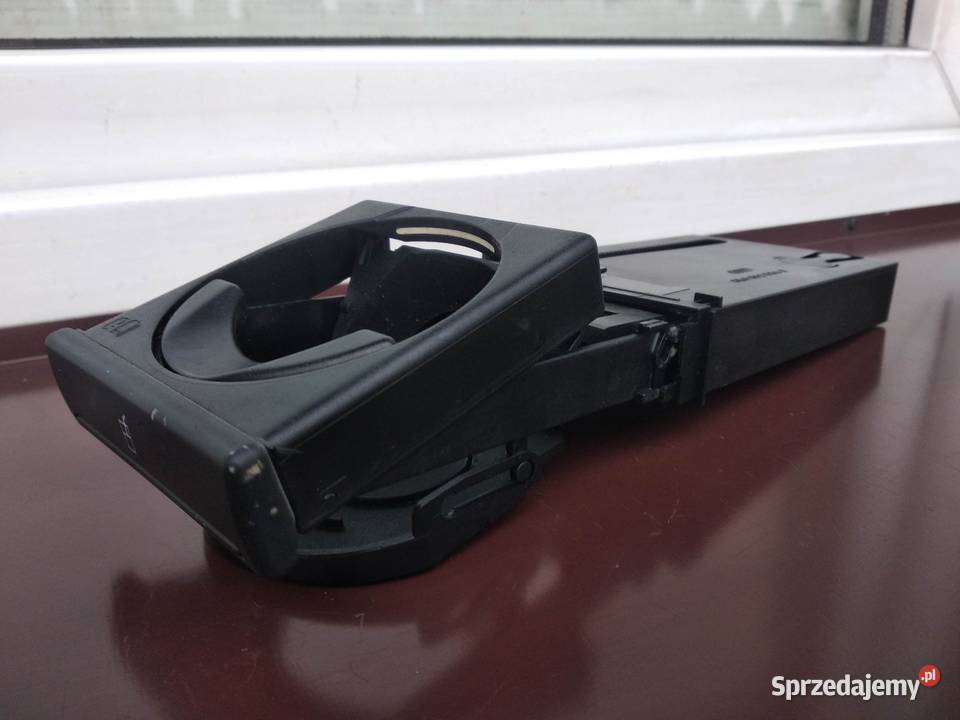 Audi A3 8L LIFT FL uchwyt na kubki napoje Części samochodowe Sieradz