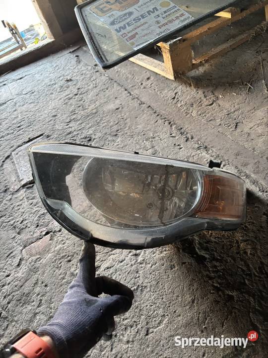 Mitsubishi Colt 2011 lampa przód lewa Lampy przednie Strumiany