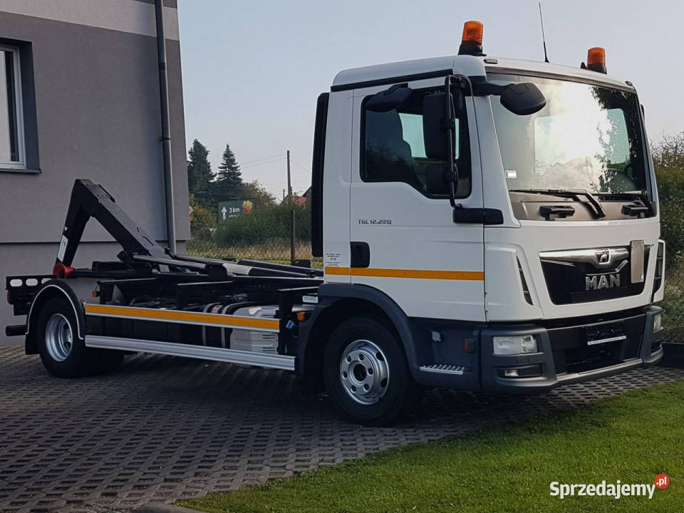 MAN TGL 12220 HAKOWIEC 4x2 KLIMA HAKOWIEC DO tachograf śląskie Poręba sprzedam
