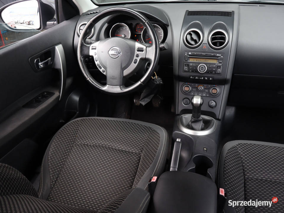 Nissan Qashqai2 16 i relingi dachowe