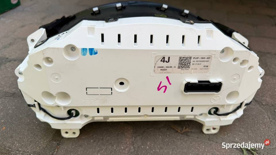 Mazda CX30 CX30 USA Zegar Licznik VPJJVF10849AGH Wyposażenie wnętrza Wołomin sprzedam