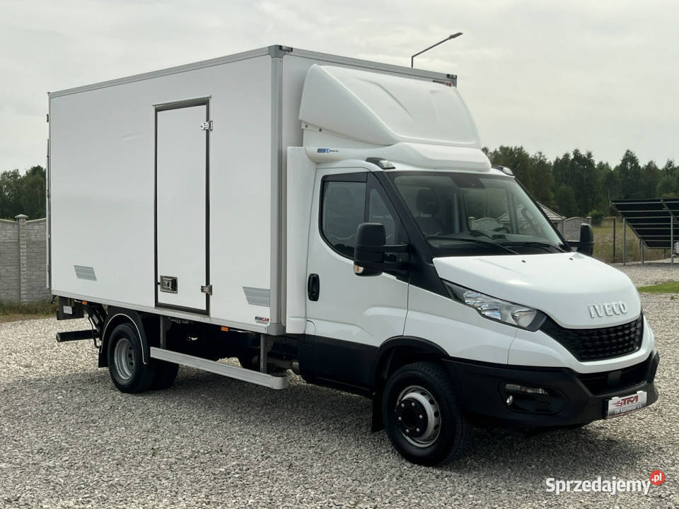 Iveco Daily 70C18 Winda1tona Kontener 8 palet Daleszyce sprzedam