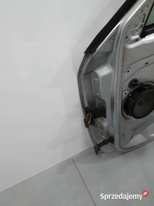 DRZWI PRAWE PRZÓD 9156 Skoda Fabia II 20072014 świętokrzyskie