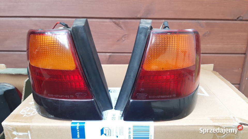 Lampy tył kierunki migacze Europa Ford Konstancin-Jeziorna
