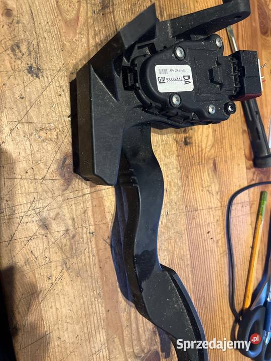 Potencjometr gazu opel meriva 93335443 Margonin