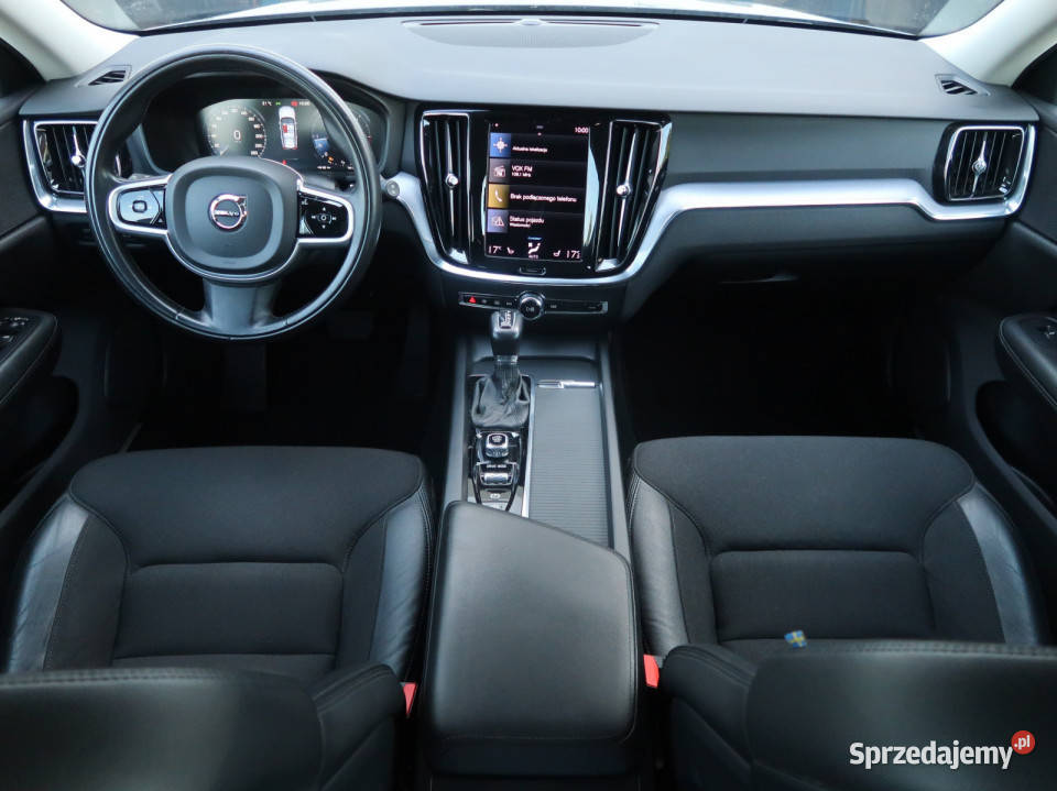 Volvo V60 D3 20 szary V60