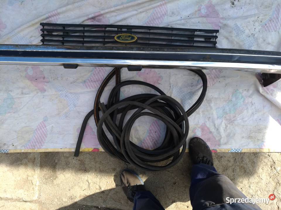 Części do Ford Fiesta mk1 19771982 Biała sprzedam