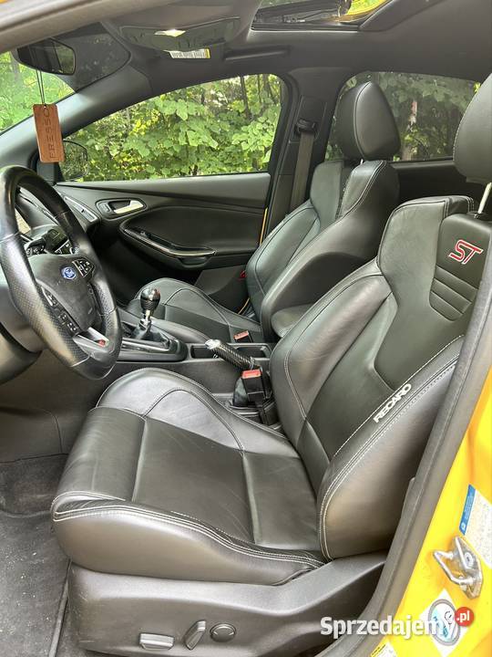 Ford Focus ST ML3 gniazdo AUX Ropa