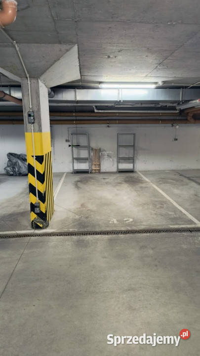 Wynajmę mieszkanie 42 m2 2 pokoje z ogródkiem i Liczba pokoi 2 Kraków