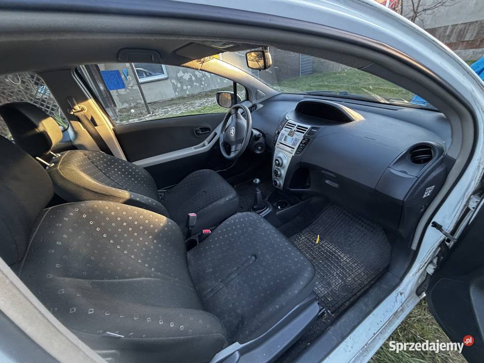 Toyota yaris 2008r OC i pt aktualne pomorskie Zabagno