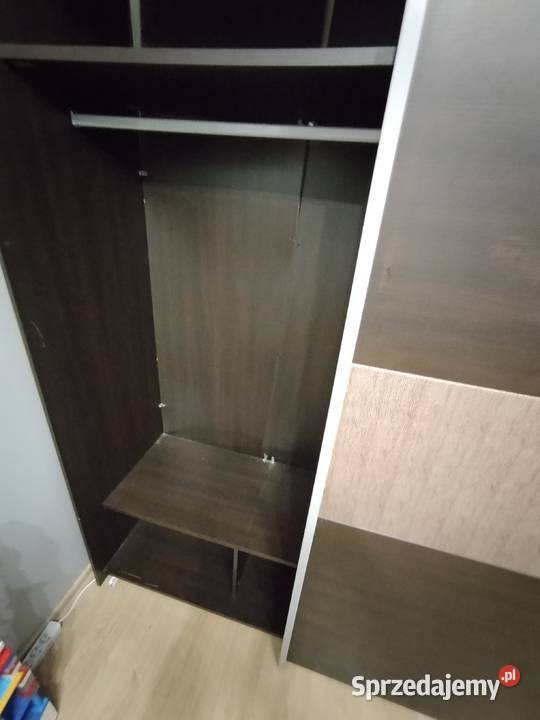 Szafa z przesuwanymi drzwiami szer 24m gł 058m Łódź