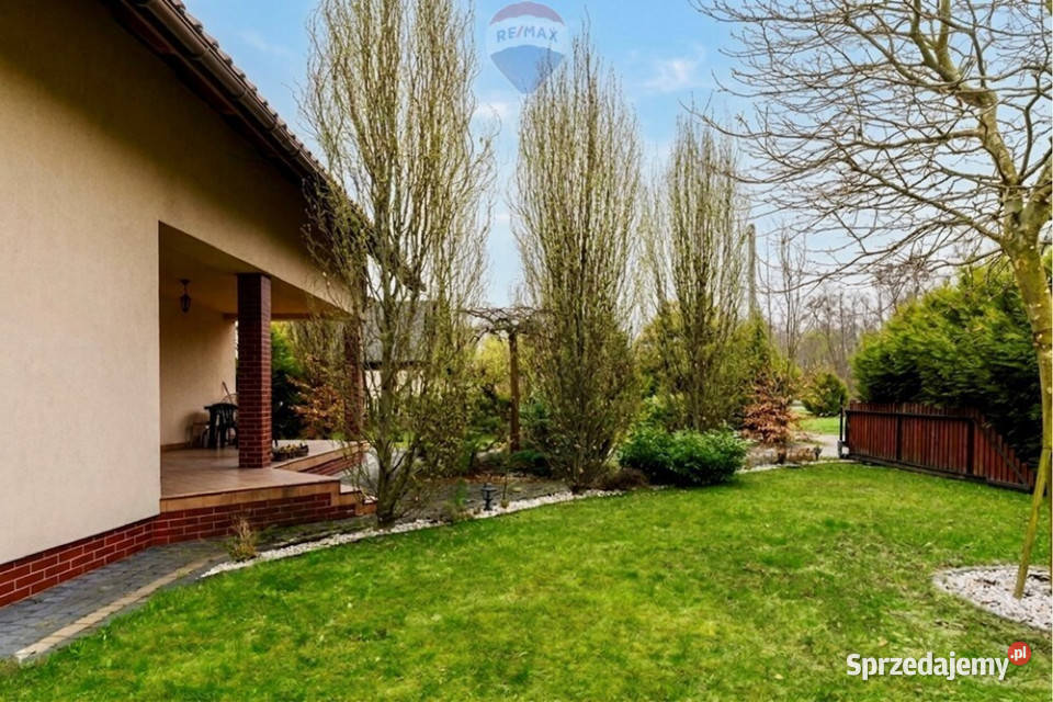 Dom wolnostojący z 2010r 1835 m Nieruchomości Czechowice-Dziedzice