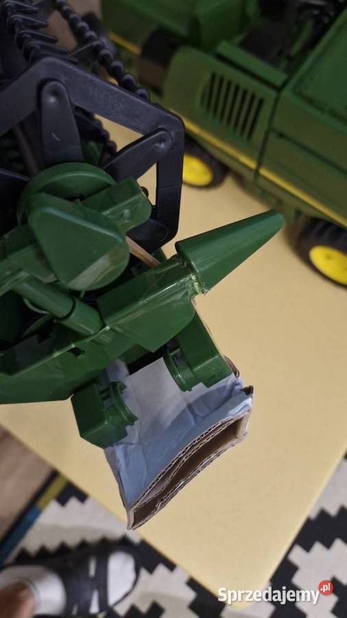 Bruder John Deere Kombajn Zbożowy