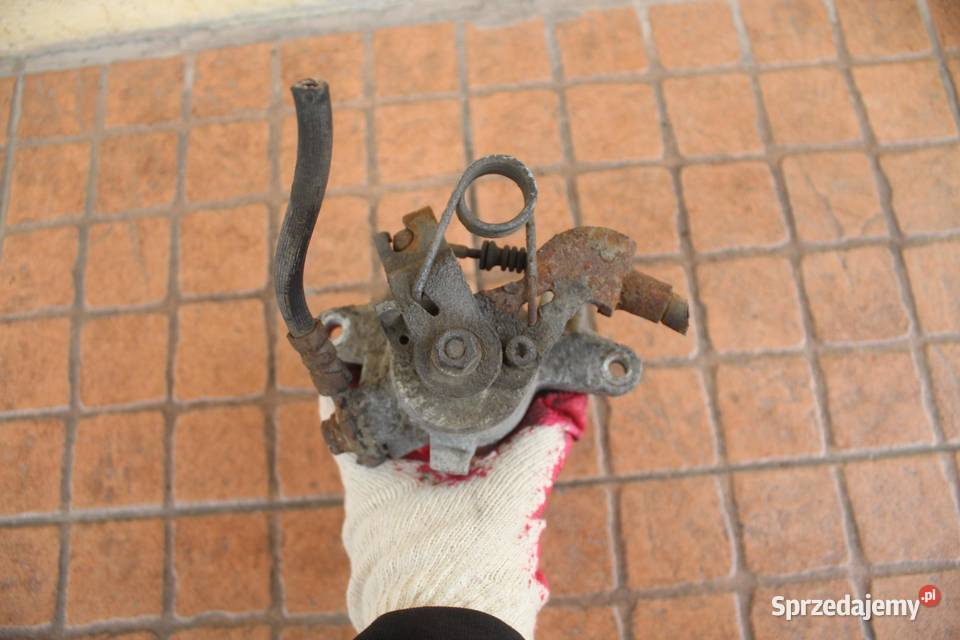 ZACISK HAMULCOWY PRAWY TYŁ AUDI A4 B6 25 TDI Zaciski i jarzma wielkopolskie