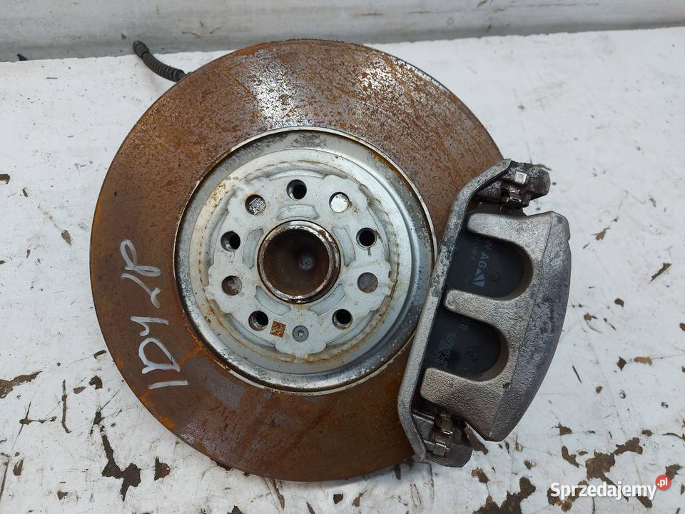 VW ID4 11A 2024r SUV 5D ZWROTNICA LEWA PRZÓD