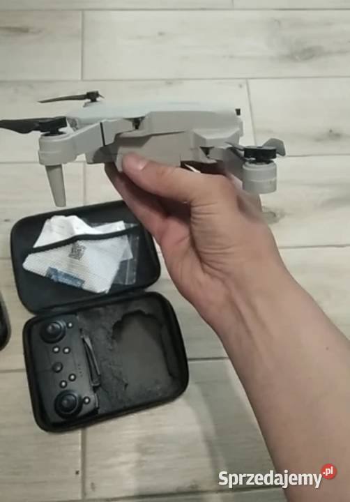 Dron e88 pro Pozostałe Olsztyn