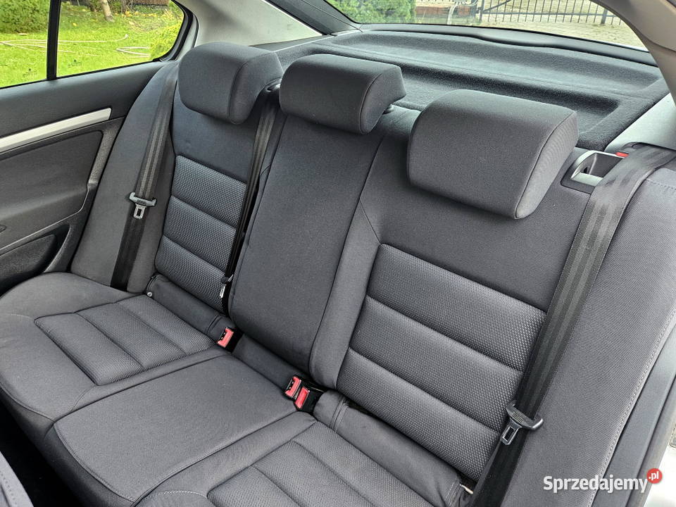 SKODA OCTAVIA 16 BENZYNA 102 KLIMATYZACJA 2 gniazdo AUX Jonkowo