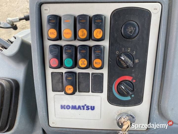 Koparkoładowarka Komatsu WB 93 R Jelenia Góra sprzedam