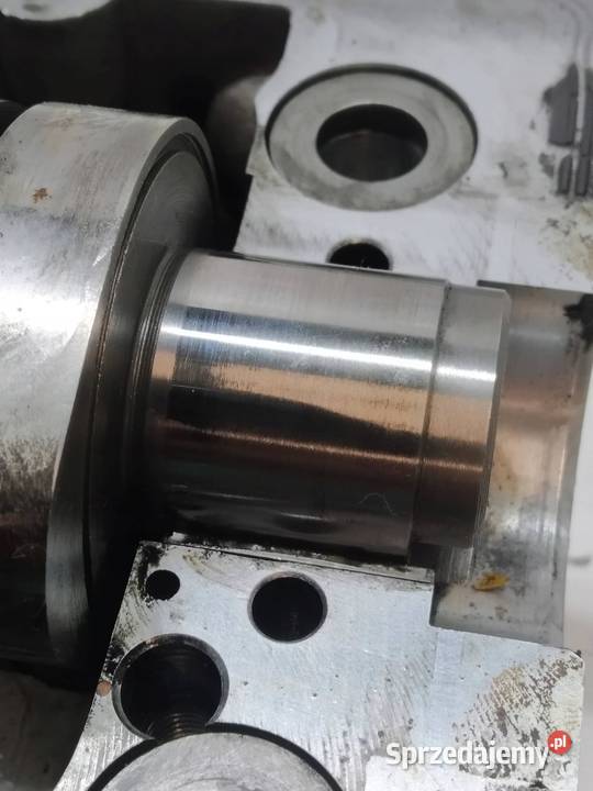 GŁOWICA KOMPLETNA 038103373R 19 TDI VW