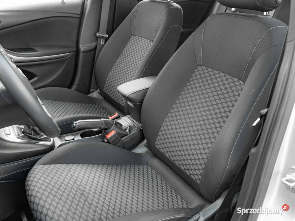 Opel Astra GD248YV12 T Edition 2 stref klima isofix