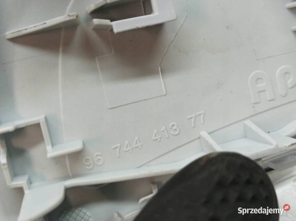 LAMPKA PODSUFITKI 9674441377 Peugeot 208 I 2012