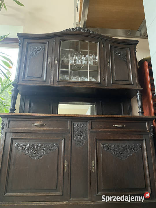 Cudowny kredens antyczny Wrocław