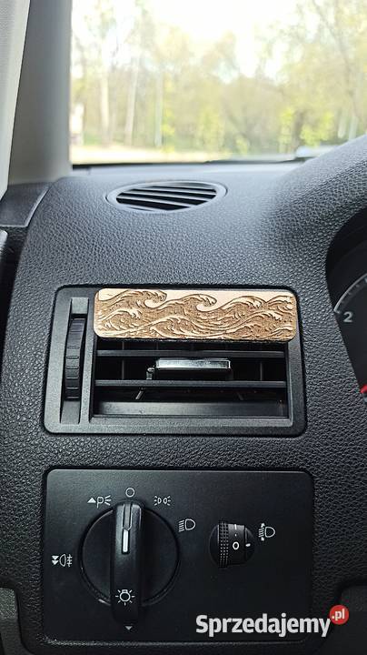 Elegancki Zapach do Samochodu z Drewna Warszawa