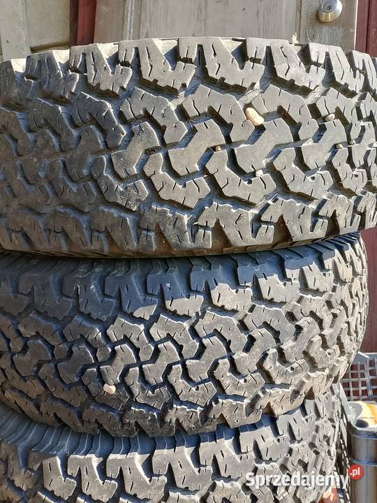 Opony terenowe 16 70 Opony i felgi Niesiebędowice sprzedam
