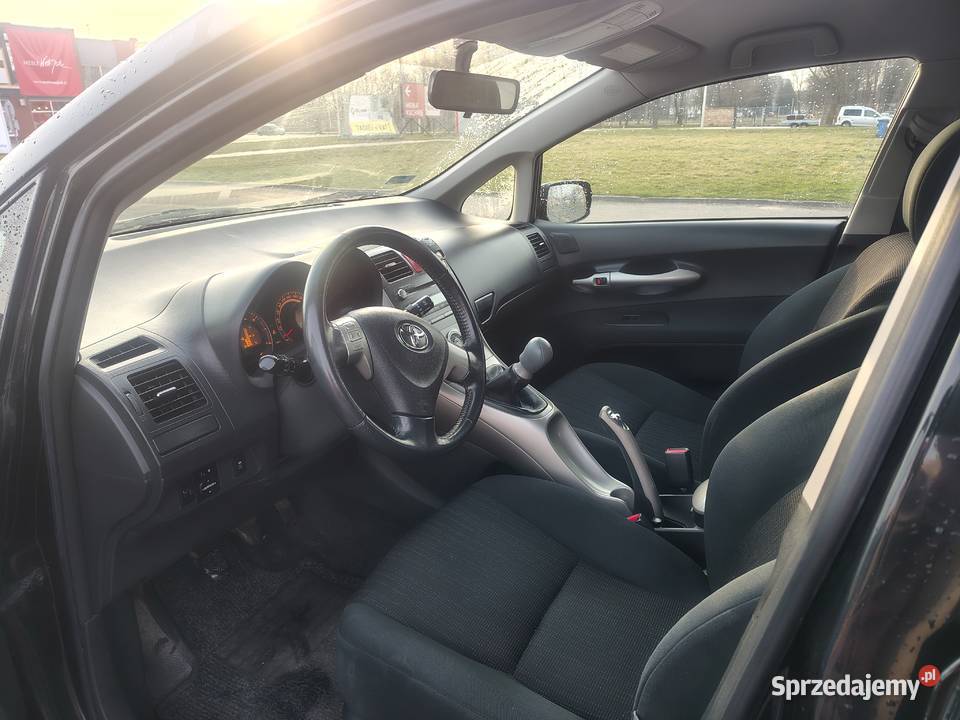 Toyota Auris Sieradz