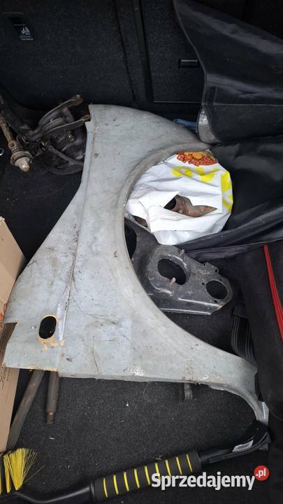 Fiat 126p błotnik przedni