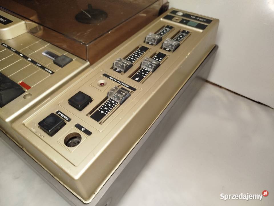 Magnetofon Szpulowy HGS TB2407 a la Unitra Aria Zgierz