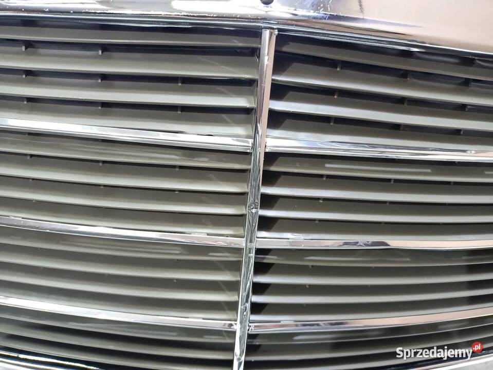 MERCEDES W123 011975121985 ATRAPA GRILL CHROM Części samochodowe Skarżysko-Kamienna