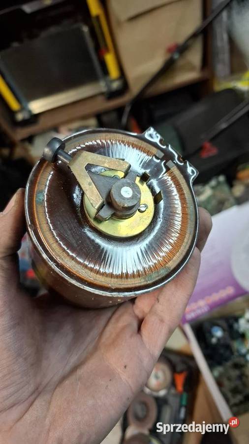 Autotransformator regulowany