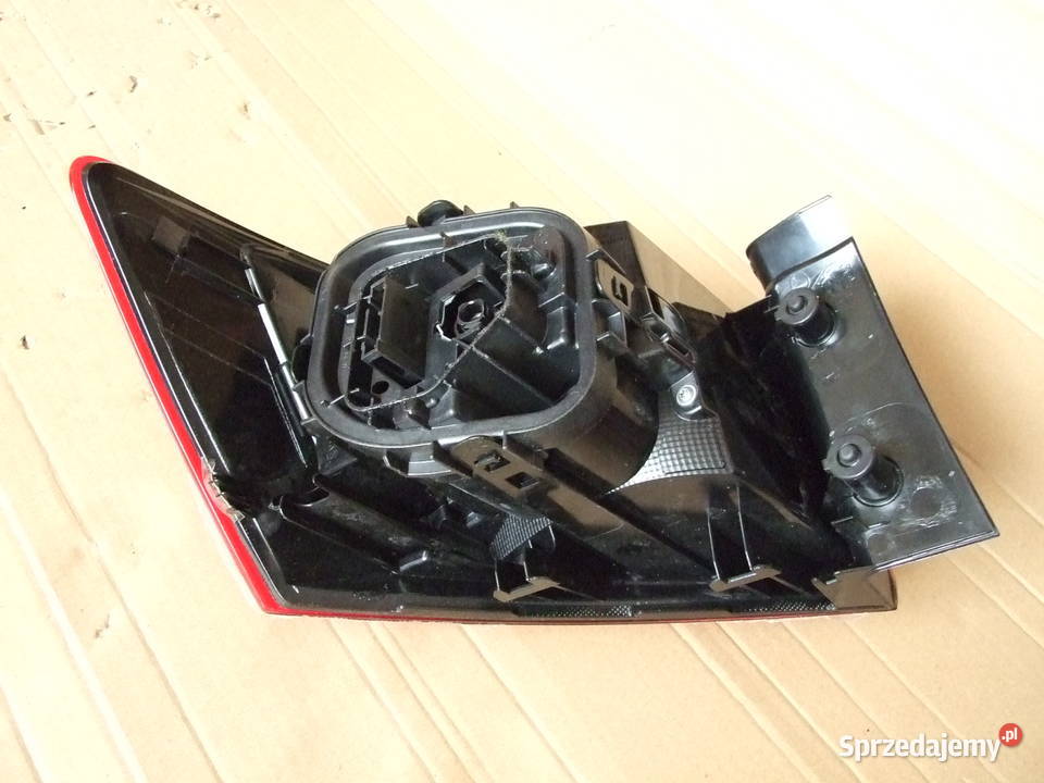 Lampa tył prawa Seat Ateca 90083136A podlaskie Białystok