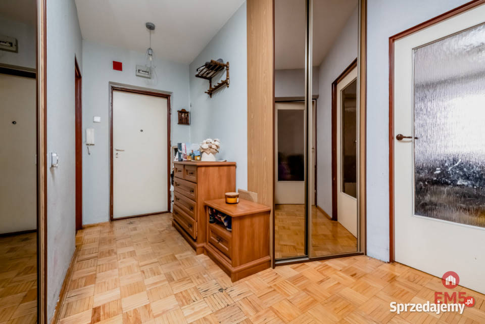 sprzedaży mieszkania 64m2 3pokojowe Białystok