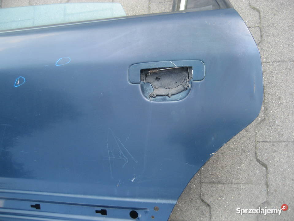 audi 100 sedan 9094r drzwi tył lewe wielkopolskie