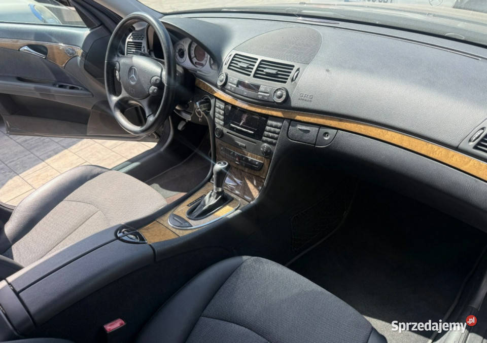 Mercedes E 200 zadbana 100 oryginalny przebieg Poznań