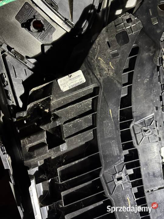 Sprzedam wzmocnienie górne zderzaka Mercedes GLB Krobia