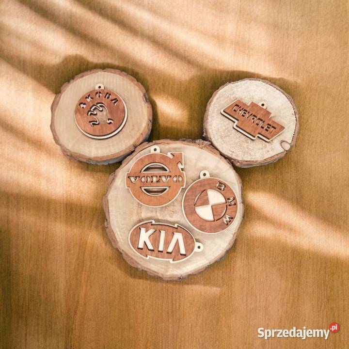 Drewniany Brelok do Auta Marka Samochodu Poznań