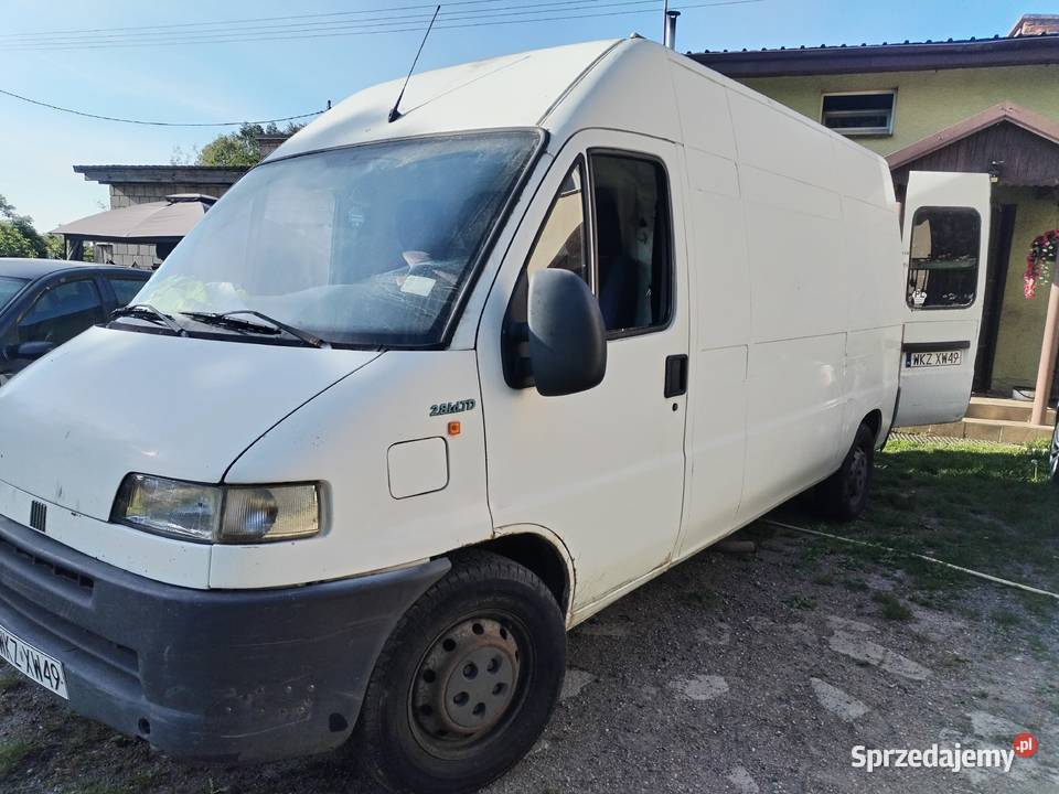 Sprawny Fiata Ducato z 1998 roku z silnikiem 28 Marki