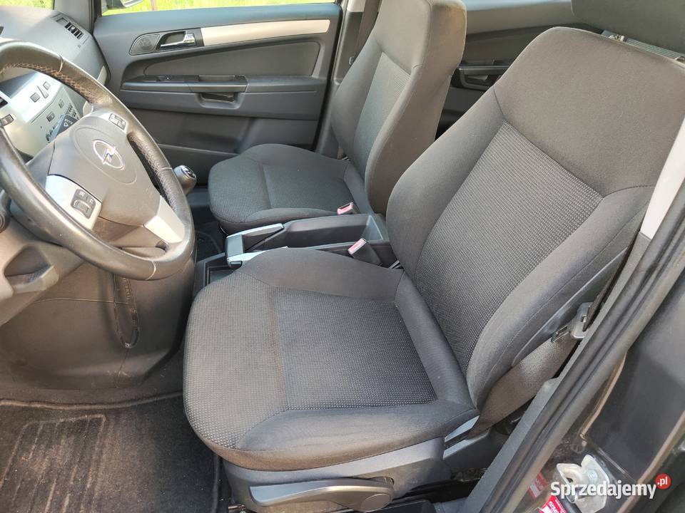 Opel Zafira 16 115 7osobowa klima idealny stan z Krosno