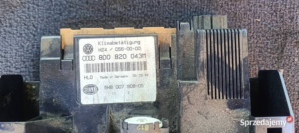 Klimatronik Panel Klimatyzacji 8D0 820 043 M Panele sterowania, przełączniki Myszków sprzedam