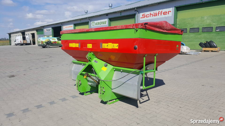 Rozsiewacz Unia MX 3000 Rozsiewacze nawozów Wasilew Szlachecki